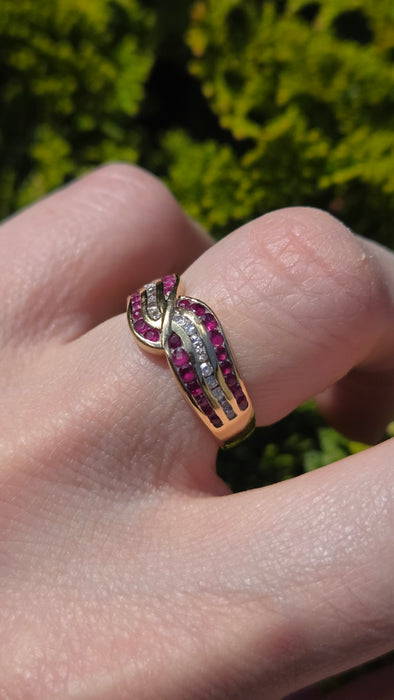 3132 Vintage: 18ct Yellow Gold Ruby & Diamond Crossover Band Ring — From 1988