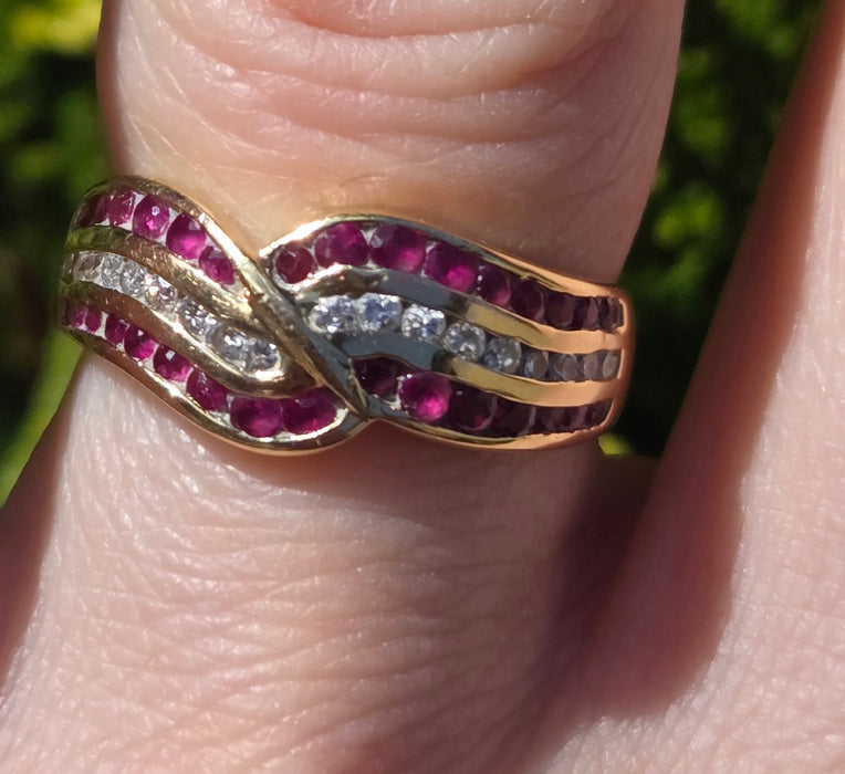 3132 Vintage: 18ct Yellow Gold Ruby & Diamond Crossover Band Ring — From 1988