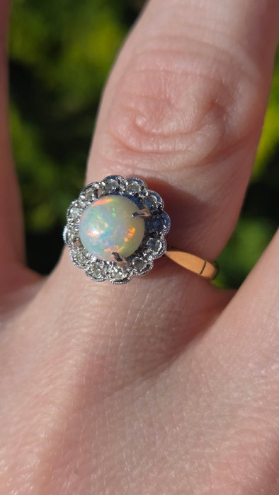 3127 Vintage: 18ct Yellow Gold Opal & Diamond Cluster Ring