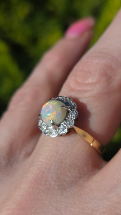 3127 Vintage: 18ct Yellow Gold Opal & Diamond Cluster Ring