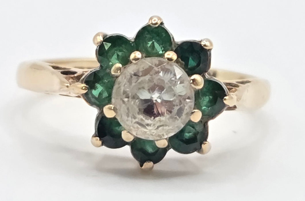 3189 Vintage: 9ct Yellow Gold Green Diopside & White Spinel Cluster Ring — From 1973