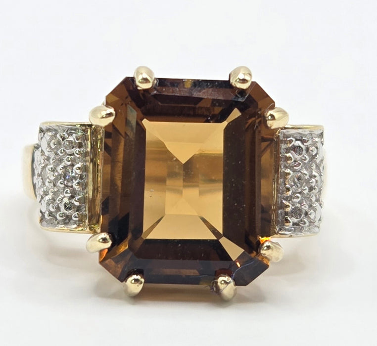 3190 Vintage: 9ct Yellow Gold Smoky Quartz & Diamond Cocktail Ring — From 1981