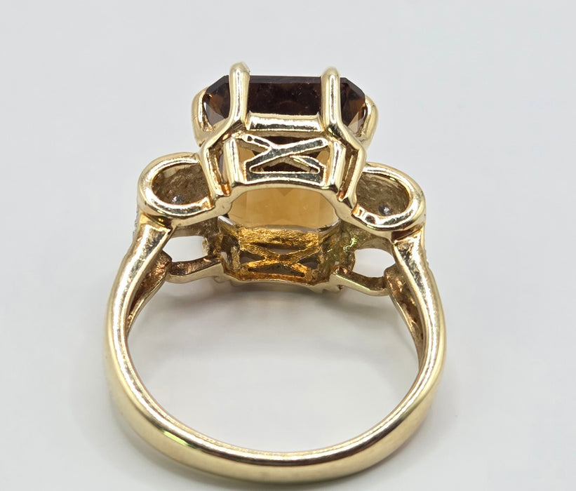 3190 Vintage: 9ct Yellow Gold Smoky Quartz & Diamond Cocktail Ring — From 1981