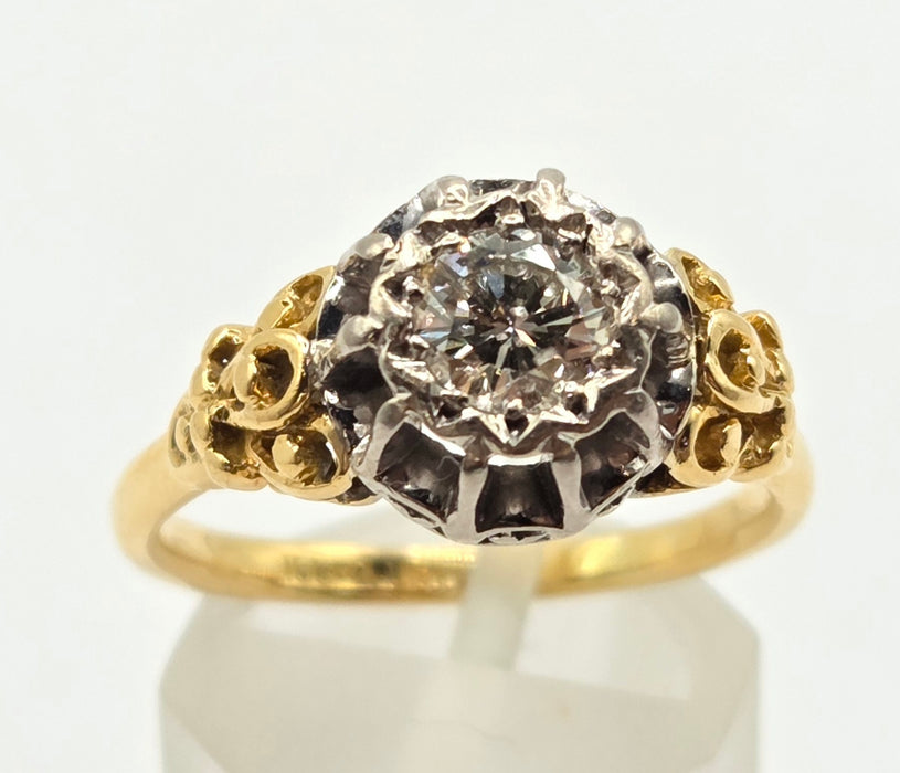 3168 Vintage: 18ct Yellow Gold & Platinum Diamond Solitaire Scrollwork Ring