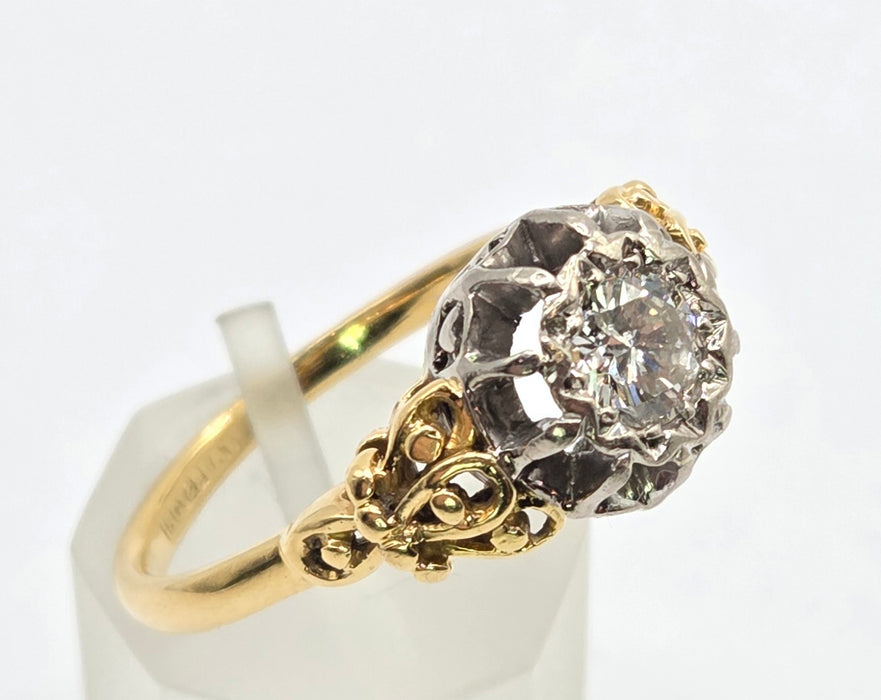 3168 Vintage: 18ct Yellow Gold & Platinum Diamond Solitaire Scrollwork Ring