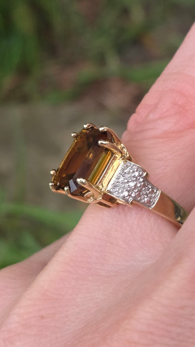 3190 Vintage: 9ct Yellow Gold Smoky Quartz & Diamond Cocktail Ring — From 1981