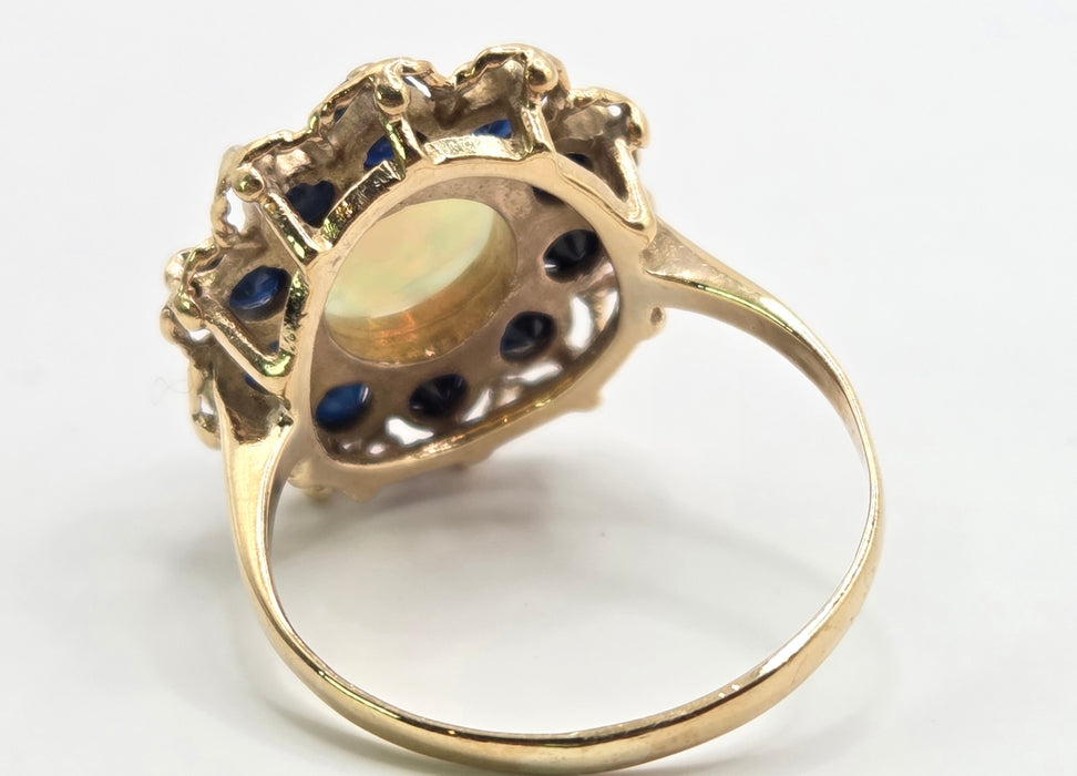 3180 Vintage: 9ct Yellow Gold Opal & Sapphire Cluster Ring — From 1977