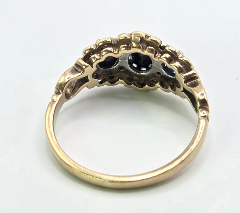3216 Vintage: 9ct Yellow Gold Sapphire & Diamond Triple Cluster Ring