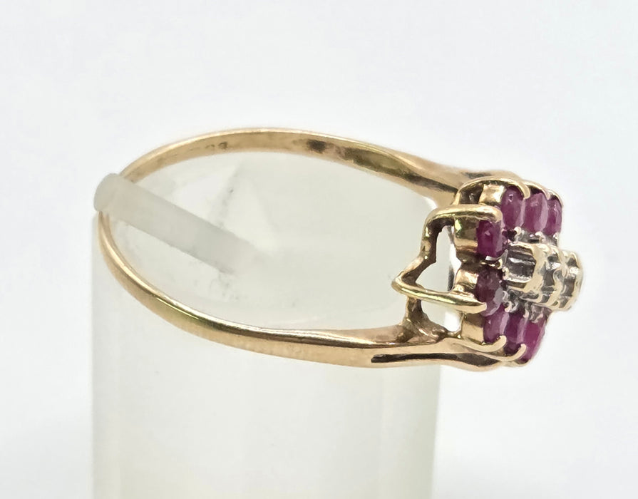 3222 Vintage: 9ct Yellow Gold Ruby & Diamond Cluster Ring — From 1970's