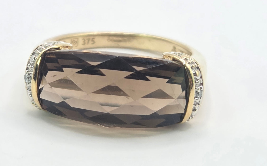 3244 Vintage: 9ct Yellow Gold Smoky Quartz & Diamond Cocktail Ring
