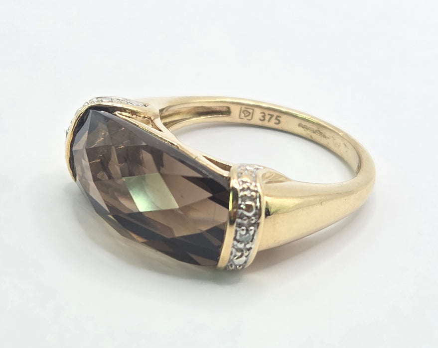 3244 Vintage: 9ct Yellow Gold Smoky Quartz & Diamond Cocktail Ring