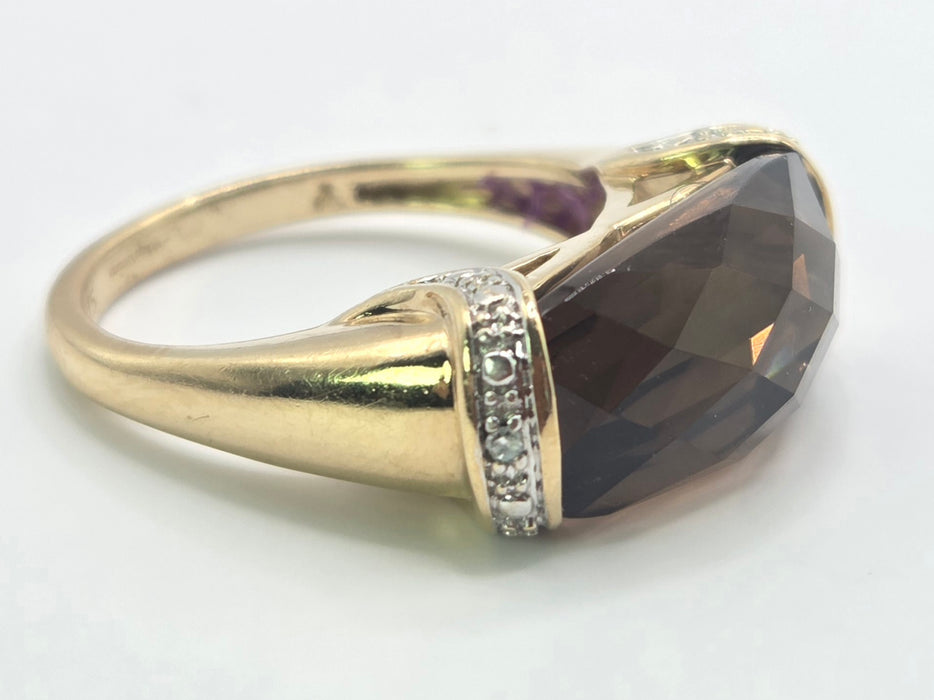 3244 Vintage: 9ct Yellow Gold Smoky Quartz & Diamond Cocktail Ring