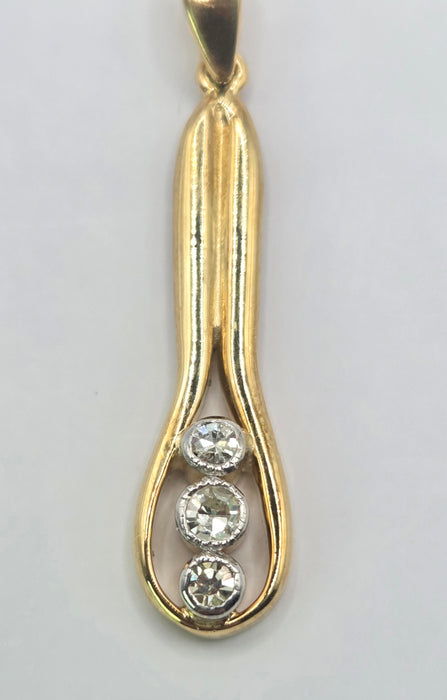 3217 Vintage: 18ct Yellow Gold Three-Stone Diamond Teardrop Pendant