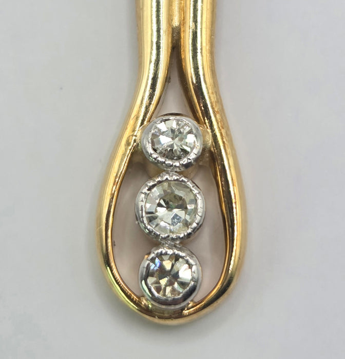 3217 Vintage: 18ct Yellow Gold Three-Stone Diamond Teardrop Pendant