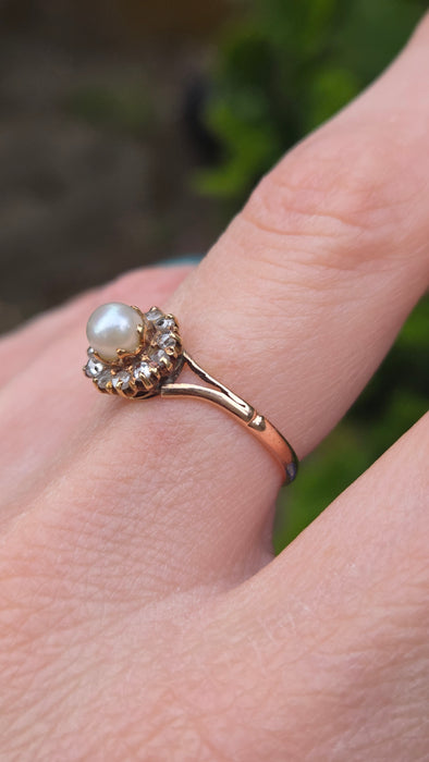 6445 Antique: 9ct Rose Gold Cultured Pearl 11 Natural Diamonds Dress Ring