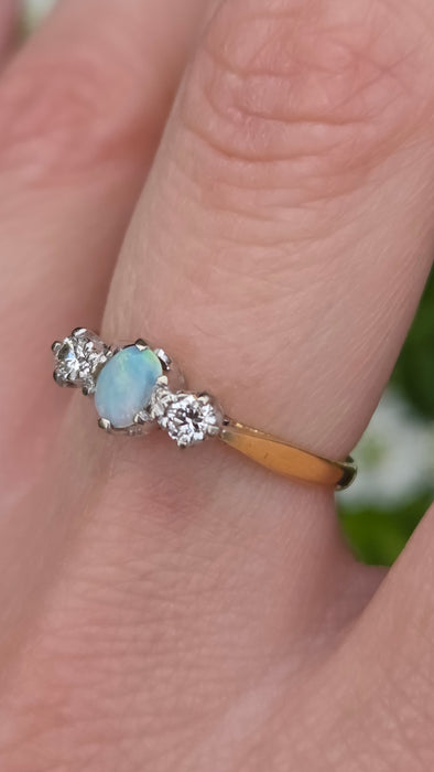 3242 Vintage: 18ct Yellow Gold Opal & Diamond Three-Stone Ring