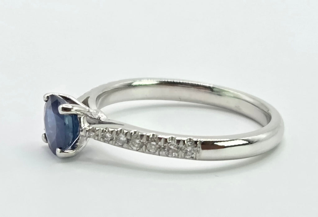 3232 Vintage: Platinum Sapphire & Diamond Dress Ring