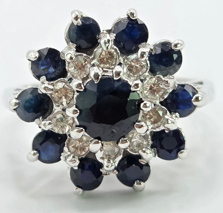 6046 Vintage: 18ct White Gold Sapphire & Diamond Flower Cluster Ring