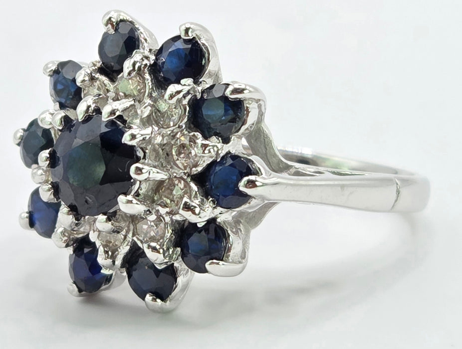 6046 Vintage: 18ct White Gold Sapphire & Diamond Flower Cluster Ring