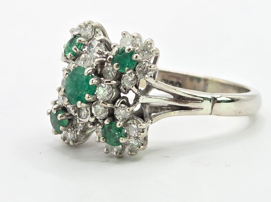 6076 Vintage: 18ct White Gold Emerald & Diamond Cluster Ring