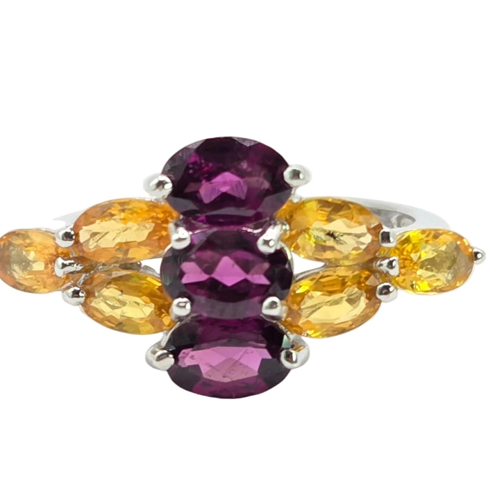 6101 Vintage: 9ct White Gold Yellow Sapphire & Tourmaline Cluster Ring