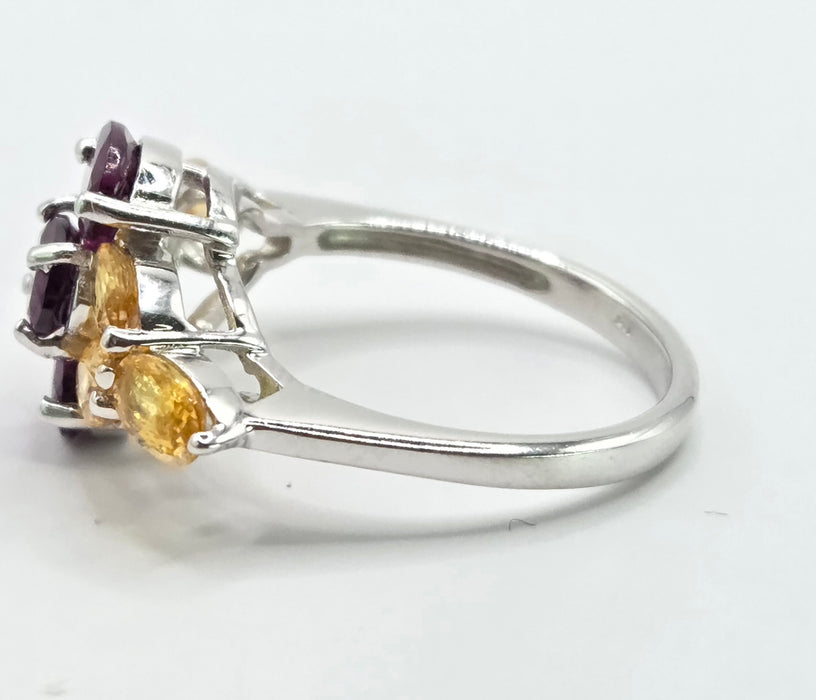 6101 Vintage: 9ct White Gold Yellow Sapphire & Tourmaline Cluster Ring