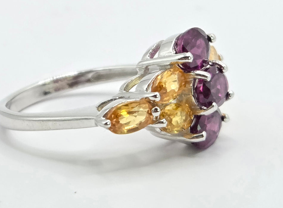 6101 Vintage: 9ct White Gold Yellow Sapphire & Tourmaline Cluster Ring