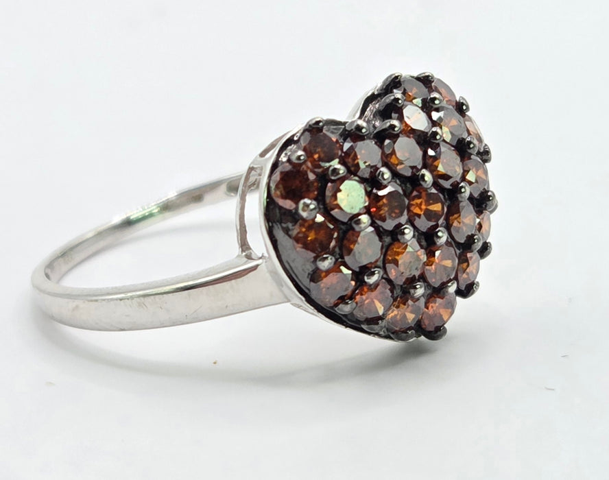 6103 Vintage: 9ct White Gold Red Diamond Heart Cluster Ring