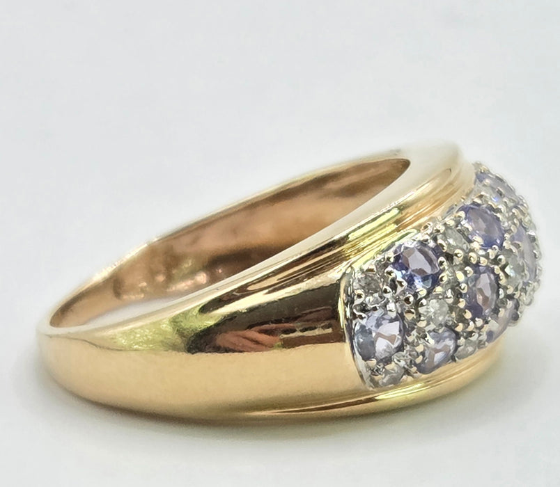 6312 Vintage: 14ct Yellow Gold Tanzanite & Diamond Cluster Band Ring