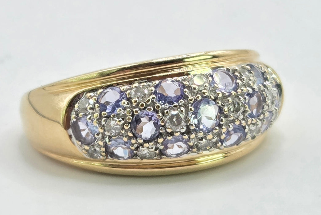 6312 Vintage: 14ct Yellow Gold Tanzanite & Diamond Cluster Band Ring