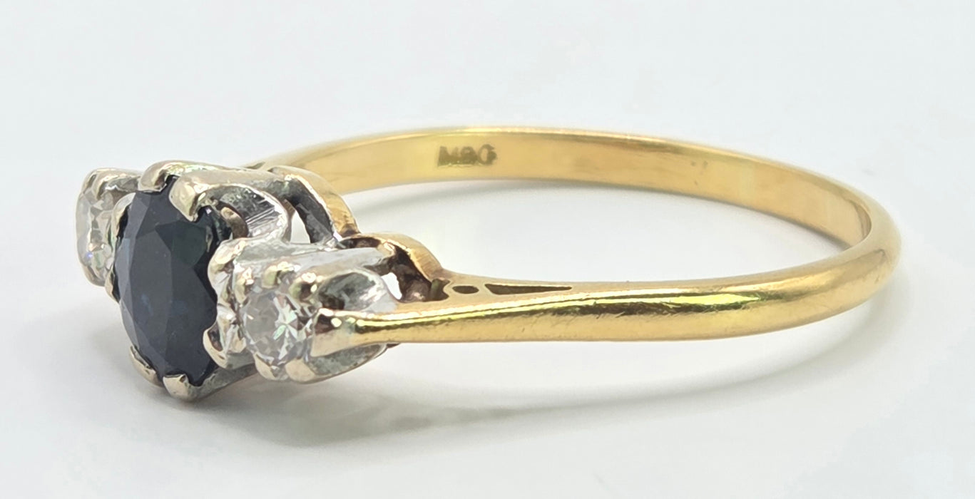 6530 Vintage: 18ct Yellow Gold Sapphire & Diamond Three Stone Ring — From 1966