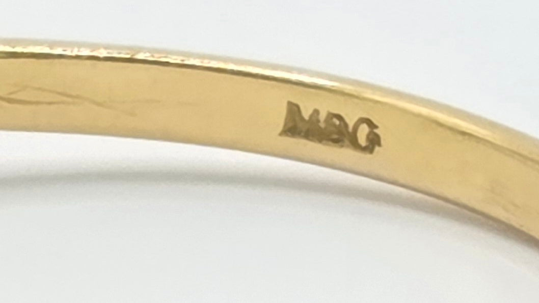 6530 Vintage: 18ct Yellow Gold Sapphire & Diamond Three Stone Ring — From 1966