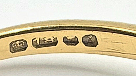 6530 Vintage: 18ct Yellow Gold Sapphire & Diamond Three Stone Ring — From 1966