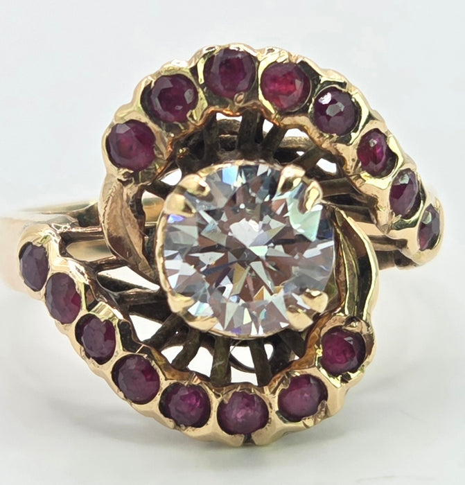 6541 Vintage: 18ct Yellow Gold Zircon & Ruby Cluster Ring