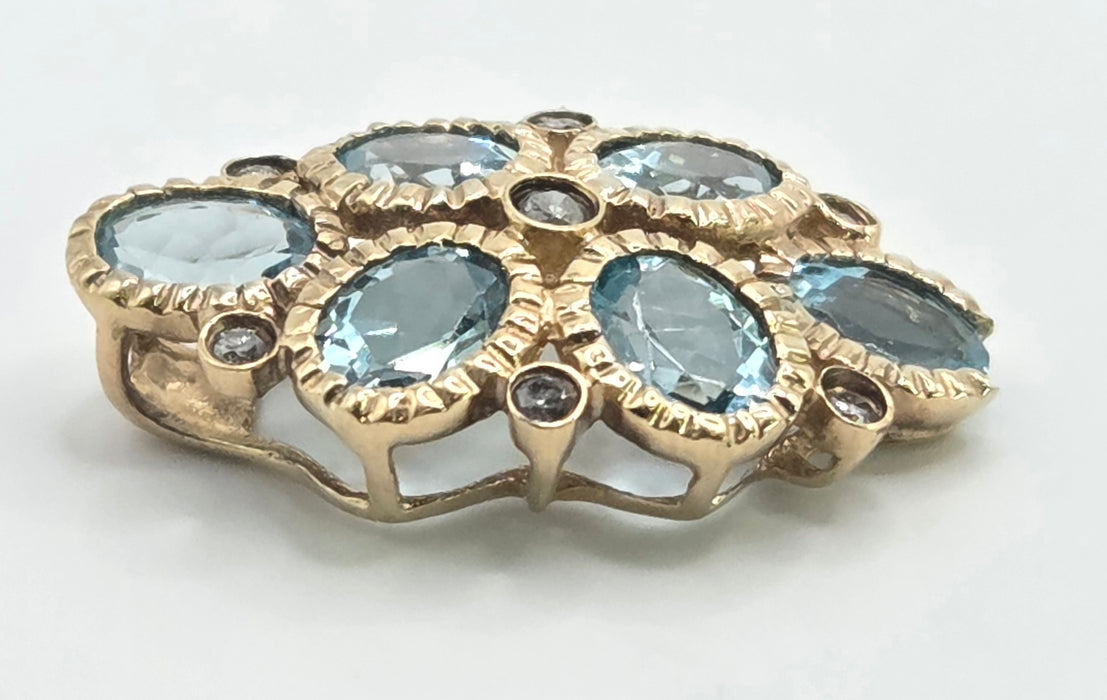 6544 Vintage: 9ct Yellow Gold Simulated Aquamarine & Diamond Pendant