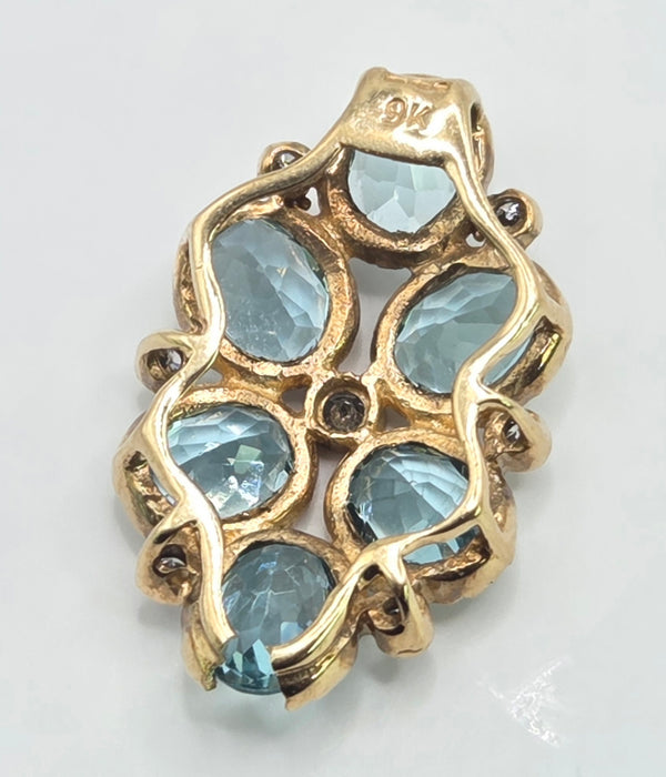 6544 Vintage: 9ct Yellow Gold Simulated Aquamarine & Diamond Pendant