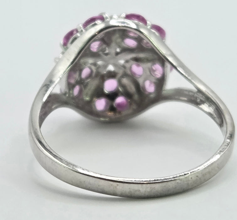 6545 Vintage: 18ct White Gold Pink Sapphire Cluster Cocktail Ring