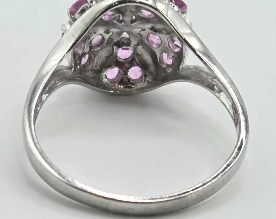 6545 Vintage: 18ct White Gold Pink Sapphire Cluster Cocktail Ring