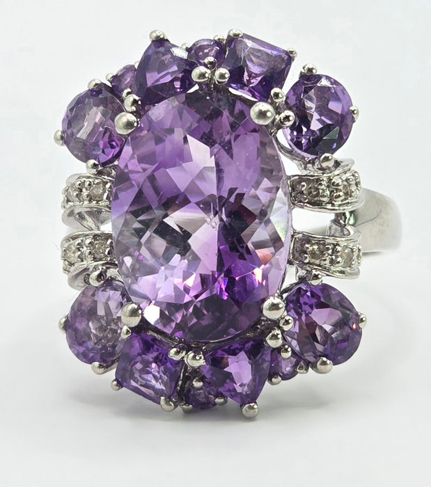 6546 Vintage: 9ct White Gold Amethyst & Diamond Cocktail Ring