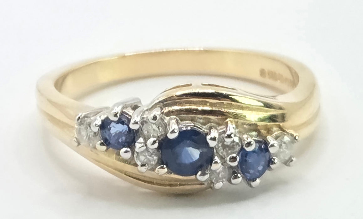 6547 Vintage: 14ct Yellow Gold Sapphire & Diamond Crossover Ring