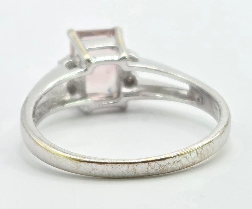 6548 Vintage: 14ct White Gold Morganite & Diamond Ring