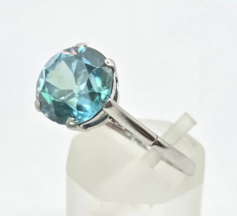 3037 Vintage: Platinum & 18ct White Gold Blue Zircon Solitaire Ring