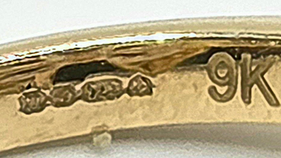 3259 Vintage: 9ct Yellow Gold Blue & White Natural Diamond Butterfly Ring