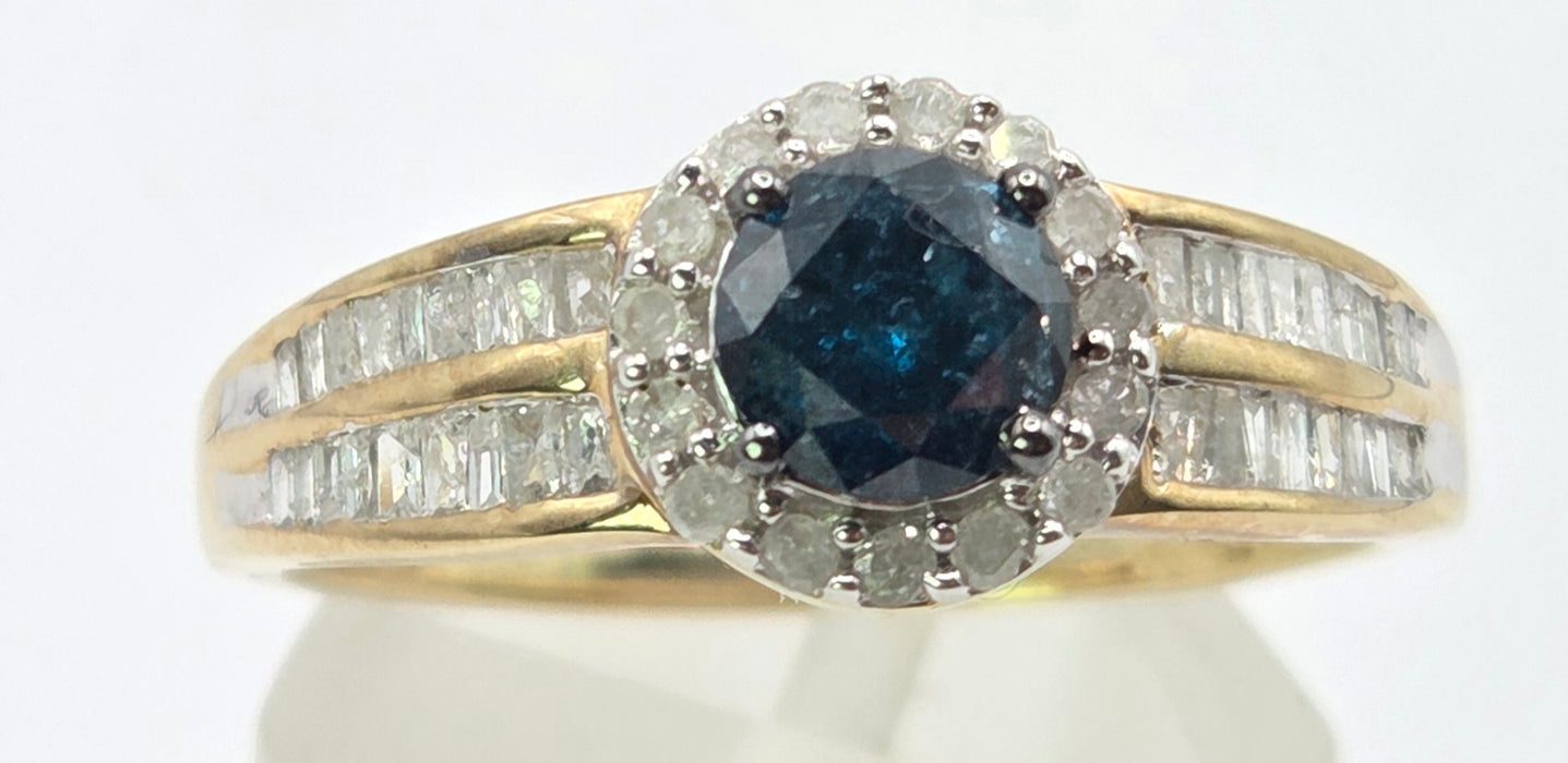3261 Vintage: 9ct Yellow Gold Blue & White Diamond Halo Cluster Ring