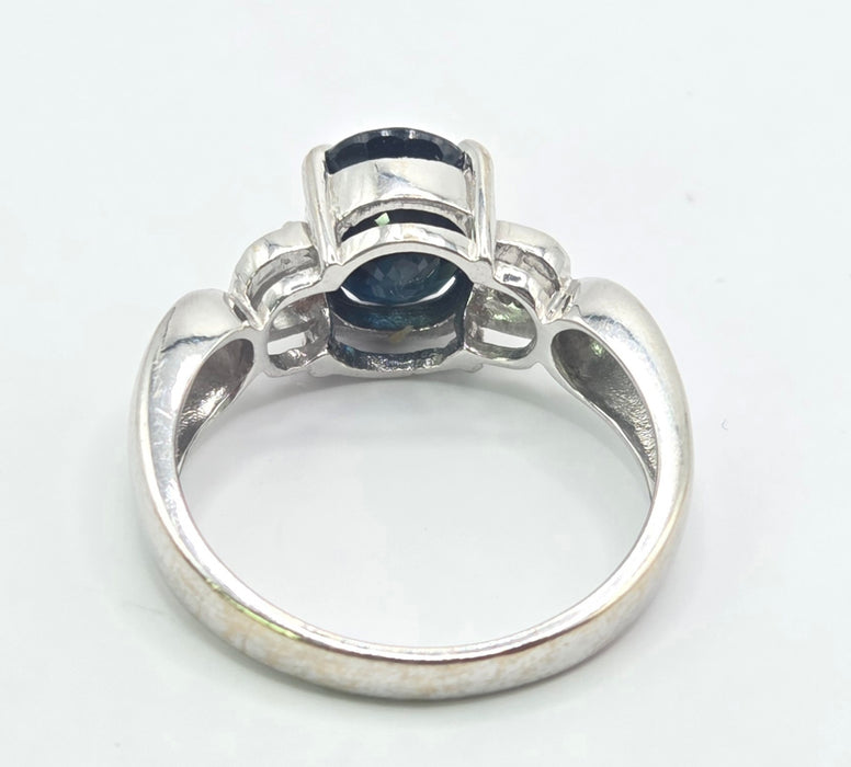 6561 Vintage: 18ct White Gold Sapphire & Diamond Ring