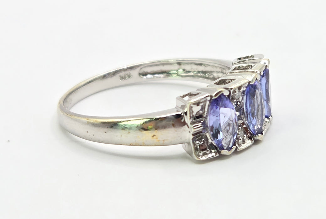 6557 Vintage: 9ct White Gold Tanzanite & Diamond Trilogy Ring
