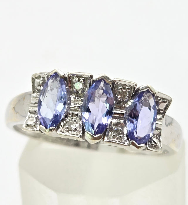 6557 Vintage: 9ct White Gold Tanzanite & Diamond Trilogy Ring