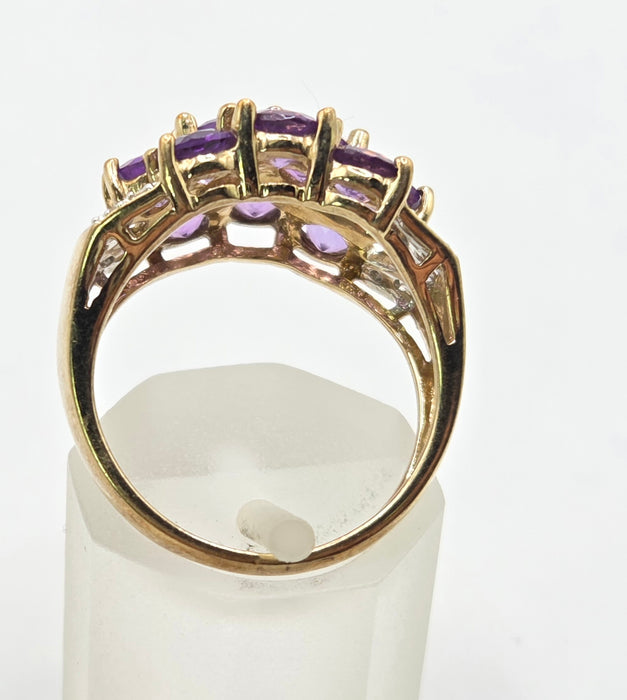 6559 Vintage: 9ct Yellow Gold Amethyst & Diamond Cluster Cocktail Ring