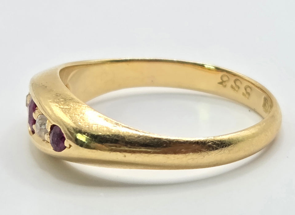 6560 Vintage: 18ct Yellow Gold Ruby & Diamond Gypsy Ring — From 1967