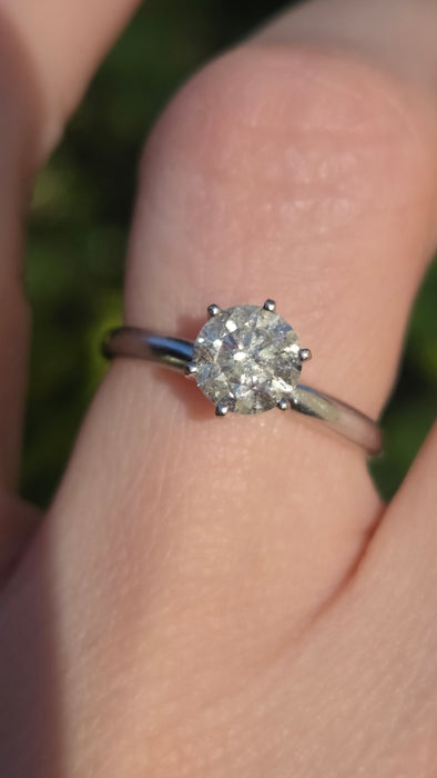 6516 Vintage: 14ct White Gold 0.95ct Diamond Solitaire Ring